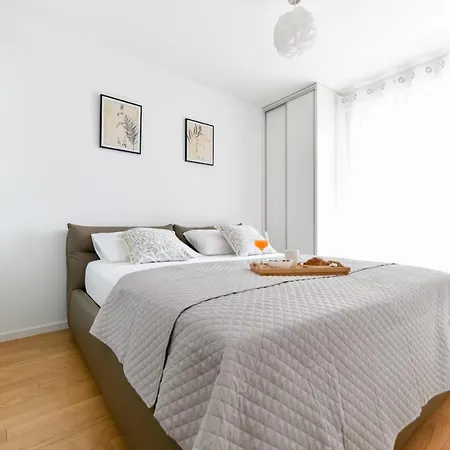 Apartment T&m