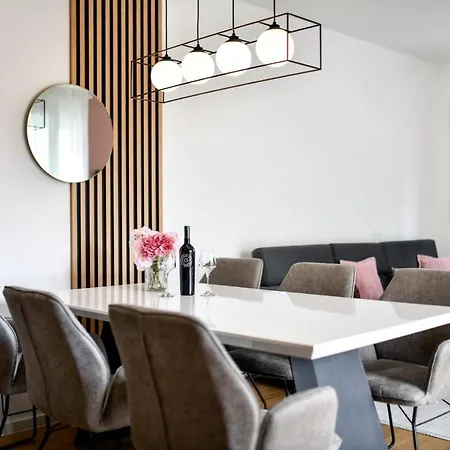 T&m Apartment